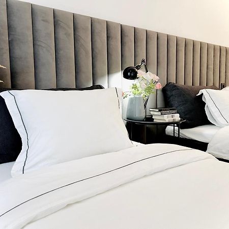 Tomy Old Town Apartments Вильнюс Экстерьер фото